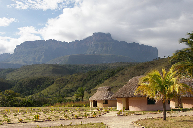 2322518718_bf611543a5_z